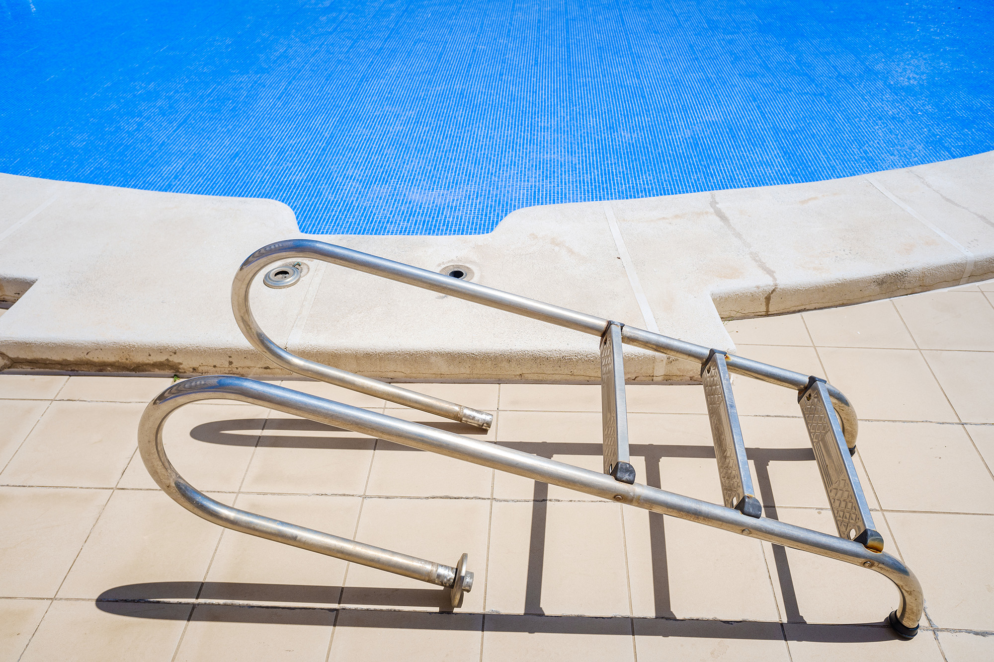 Combien coûte un revêtement piscine