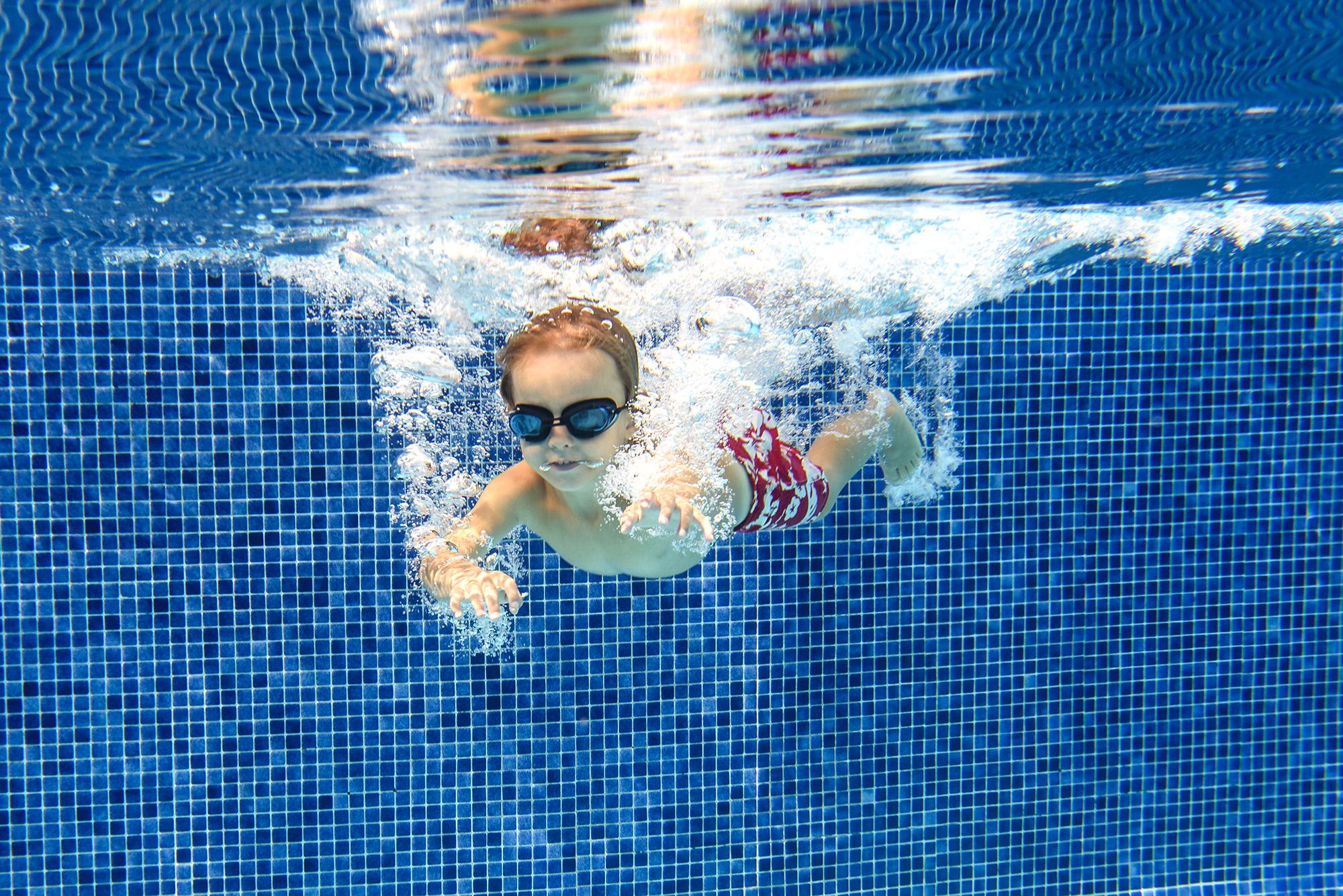 Comment rénover une piscine mosaïque ?